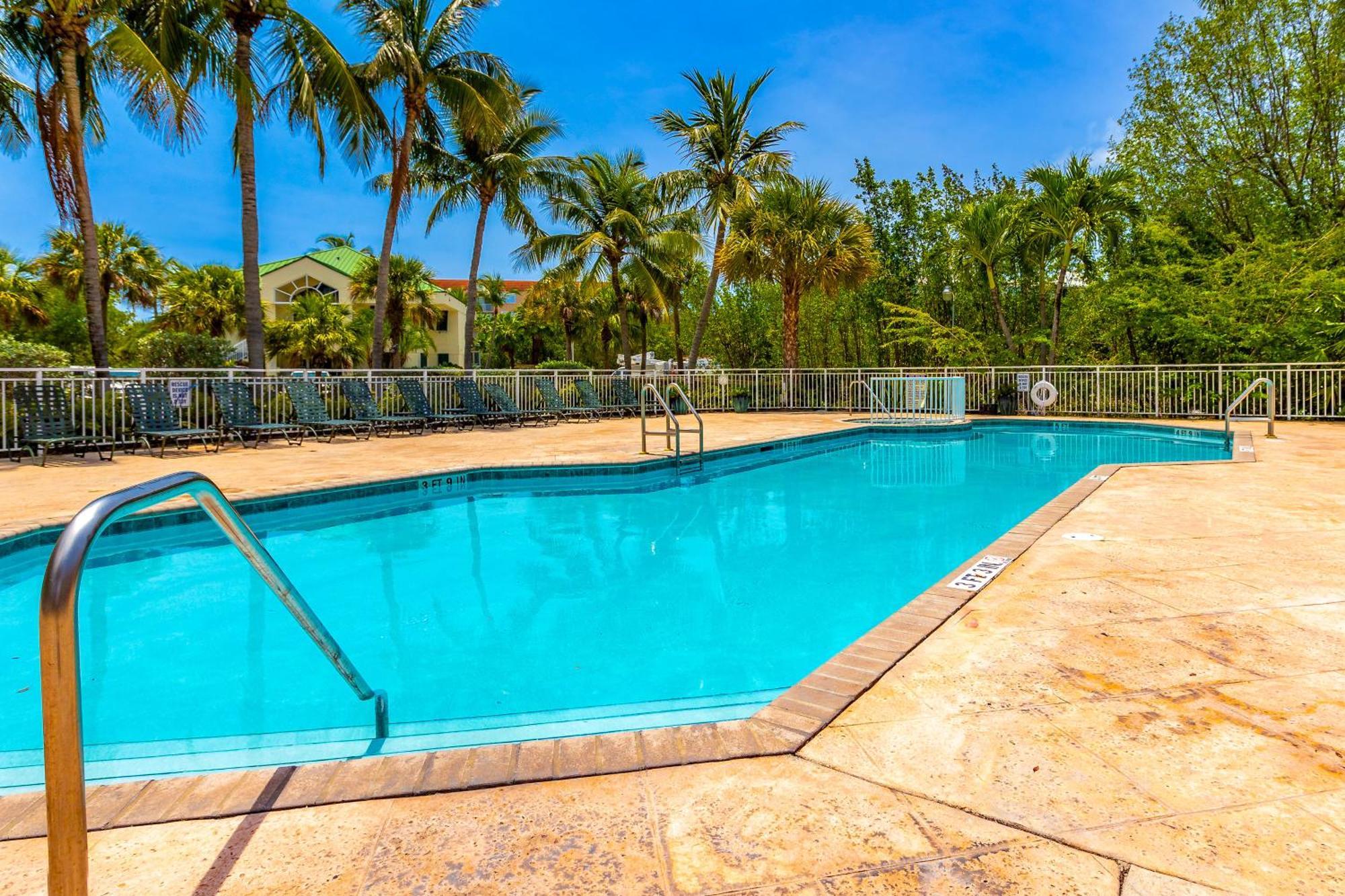 Sunrise Suites - Sea Breeze Suite 101 Key West Zimmer foto